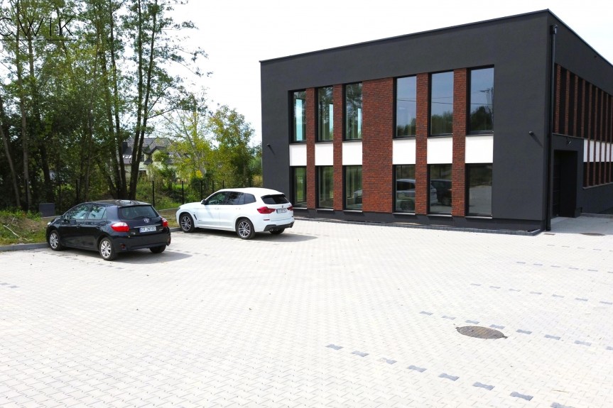 Krak&oacute;w, Wzg&oacute;rza Krzesławickie, Gustawa Morcinka, Nowoczesny i jasny lokal na wynajem - duży parking