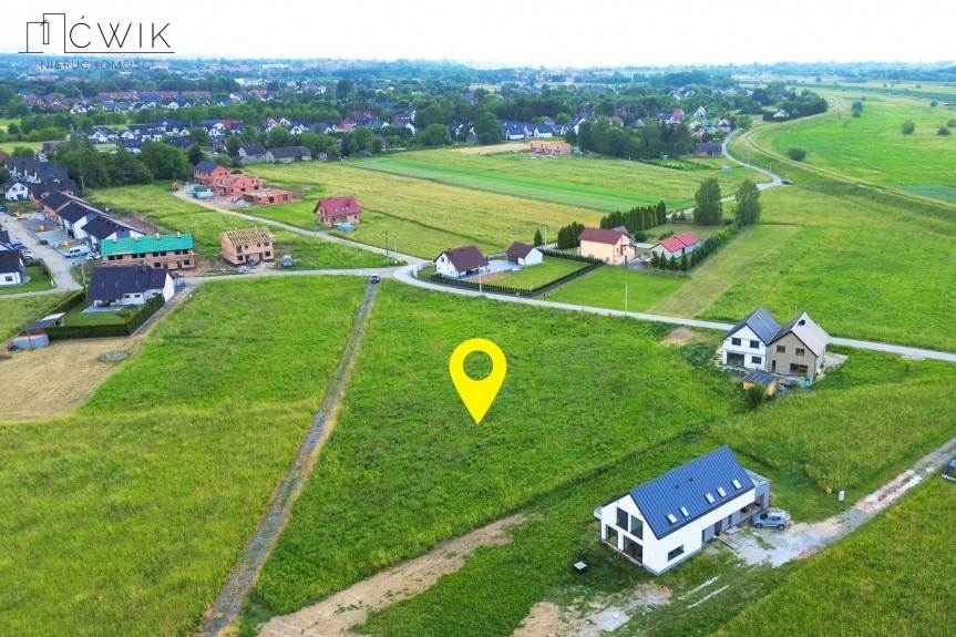 wielicki, Niepołomice, Topolowa, Kameralne osiedle - tylko 3 km od centrum miasta