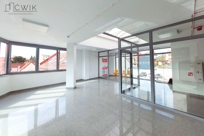 bocheński, Bochnia, Kazimierza Wielkiego, Lokal w centrum Bochni - Galeria Skarpa - 40 m&sup2;