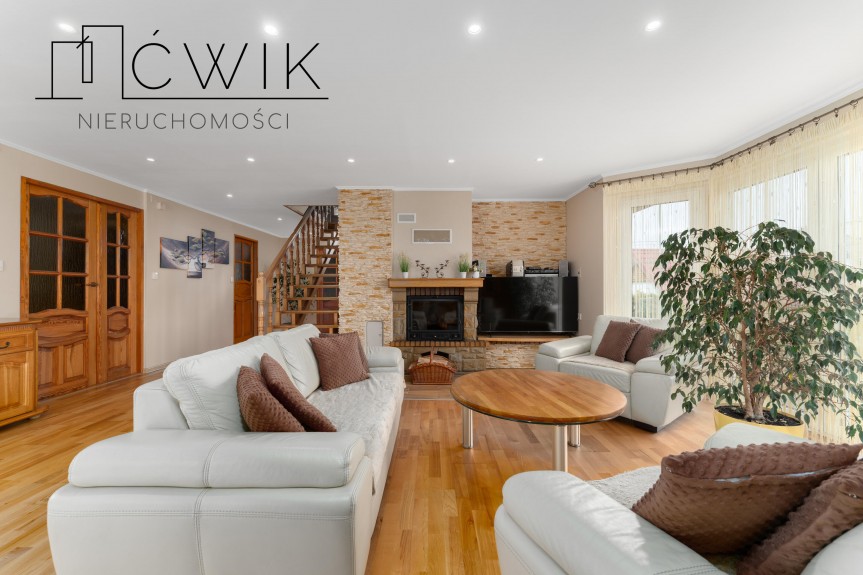 bocheński, Rzezawa, Ostr&oacute;w Kr&oacute;lewski, Przytulny dom blisko miasta 155 m2 - działka 18 ar