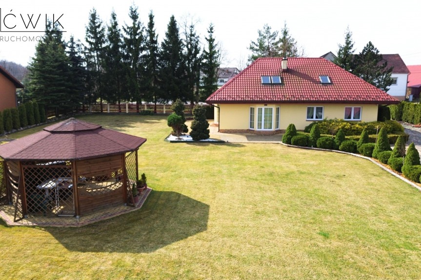 bocheński, Rzezawa, Ostr&oacute;w Kr&oacute;lewski, Przytulny dom blisko miasta 155 m2 - działka 18 ar