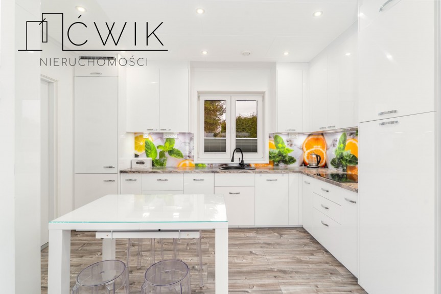 bocheński, Bochnia, Na Kąty, Klimatyczny dom z ogrodem zimowym i dużym tarasem