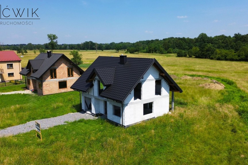 bocheński, Rzezawa, Dębina, Dom 148 m&sup2; z garażem | 10-arowa działka | Blisko Bochni i A4