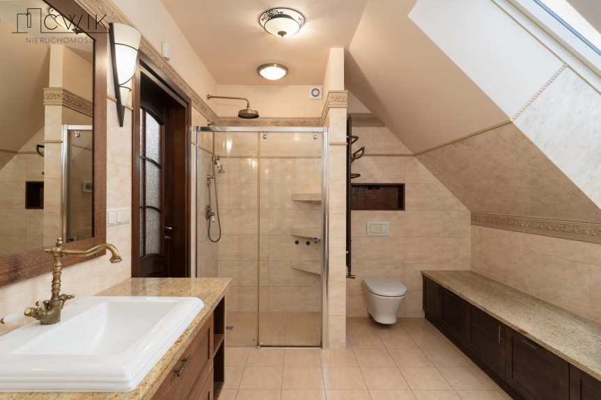 bocheński, Lipnica Murowana, Lipnica Dolna, Wyjątkowy dom | 209 m&sup2; | Działka 46,8 ar | Pełne wyposażenie
