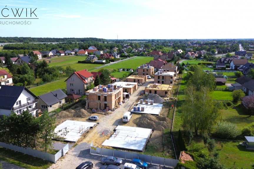 bocheński, Bochnia, 62 m&sup2; + strych 58 m&sup2; | 3 pokoje | balkon | 25 min od Krakowa