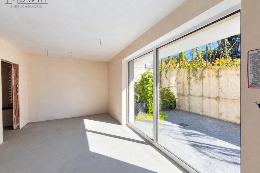 bocheński, Bochnia, Krzęczk&oacute;w, Nowy lokal | 28,68 m&sup2; | Parter | Bochnia | 550 m od Rynku