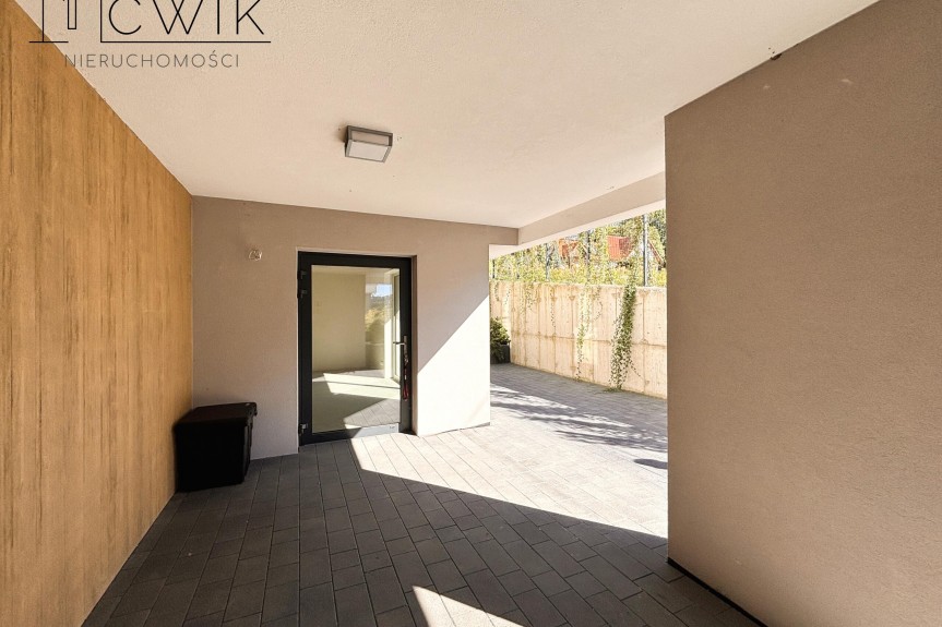 bocheński, Bochnia, Krzęczk&oacute;w, Nowy lokal | 28,68 m&sup2; | Parter | Bochnia | 550 m od Rynku