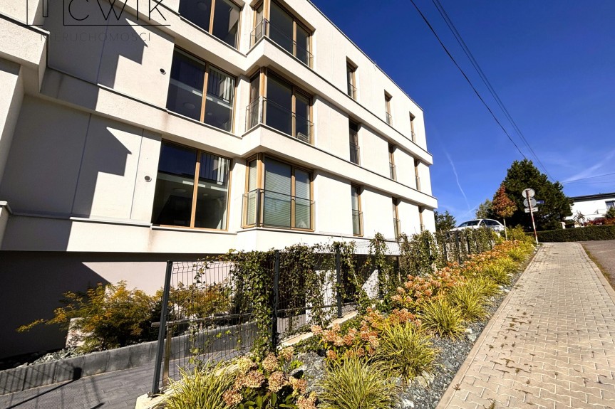 bocheński, Bochnia, Krzęczk&oacute;w, Nowy lokal | 28,68 m&sup2; | Parter | Bochnia | 550 m od Rynku